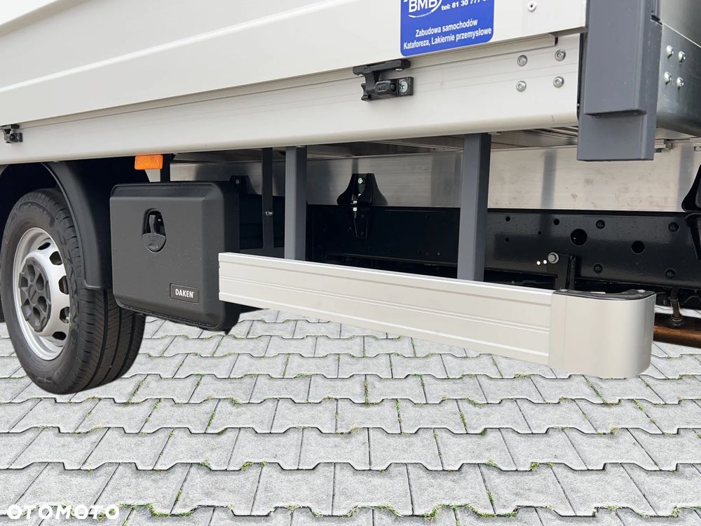 Iveco Daily 35S16H3.0 DOKA 3.0 Diesel 160KM Brygadowy 7-osób dostępny "od ręki" - 24