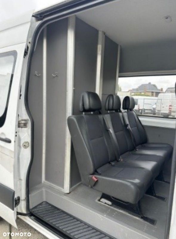 Mercedes-Benz Sprinter - 16