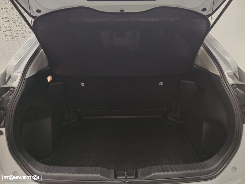 Toyota Yaris Cross 1.5 HDF Comfort Plus - 11