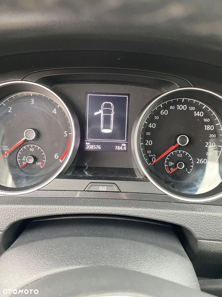 Volkswagen Golf VII 1.6 TDI BMT Trendline - 9