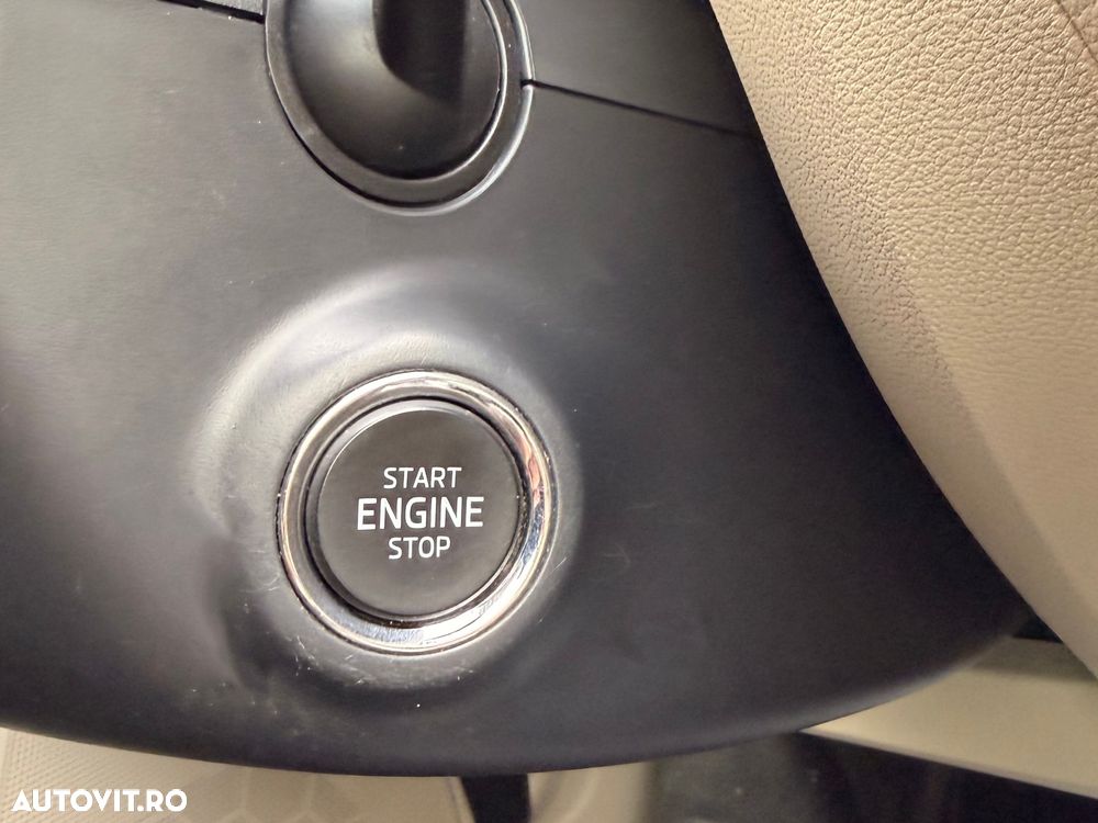 Skoda Octavia 1.6 TDI DPF DSG IMPULS EDITION - 28