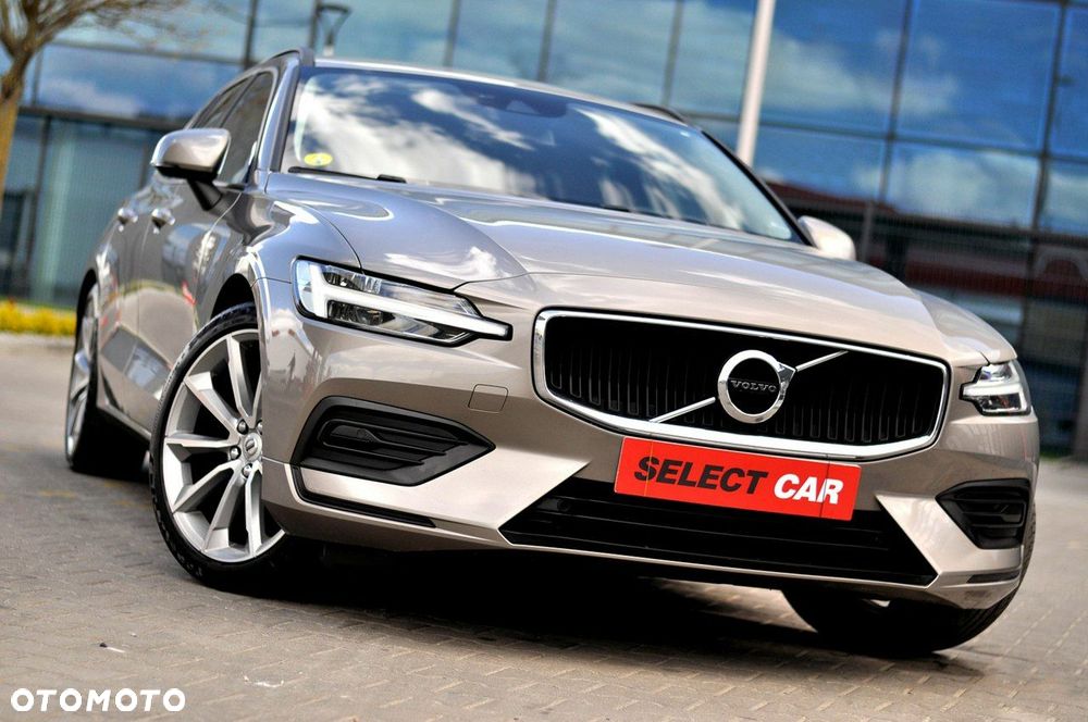 Volvo V60 D3 Geartronic Momentum Pro - 1