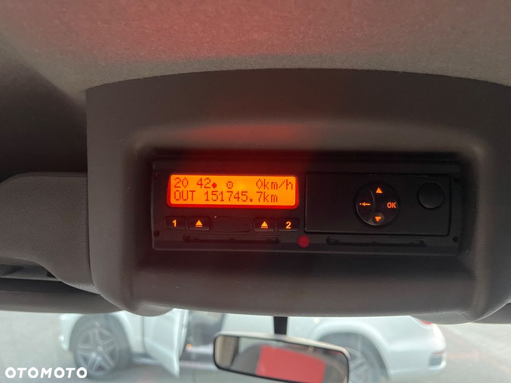 Renault Master/17 osobowy - 14