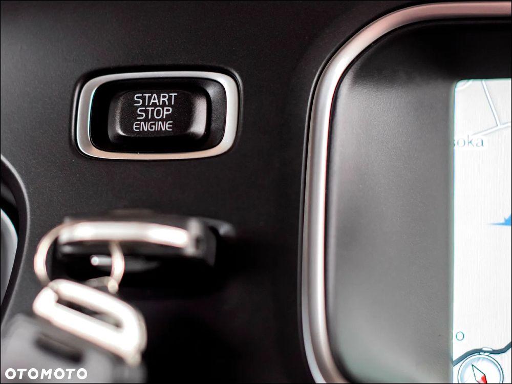 Volvo V40 - 18