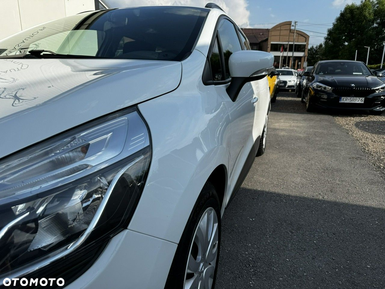 Renault Clio - 8