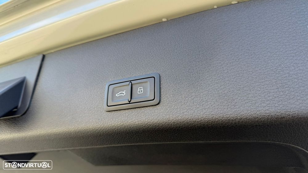 Audi e-tron 55 quattro S line - 10