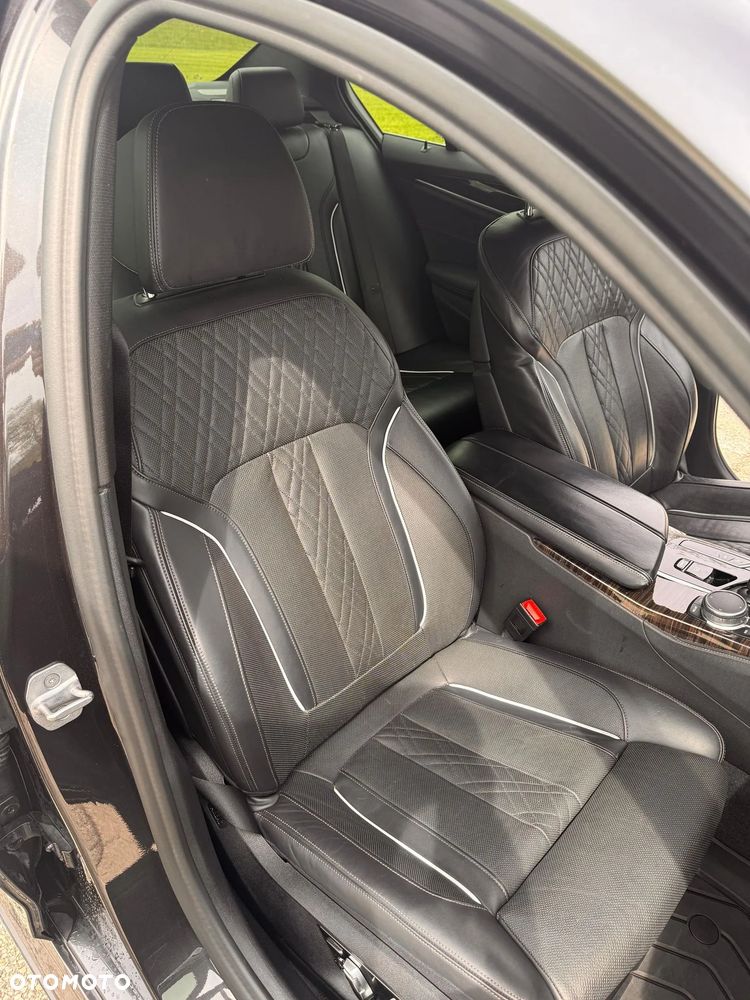 BMW Seria 5 540i xDrive Sport Line - 20