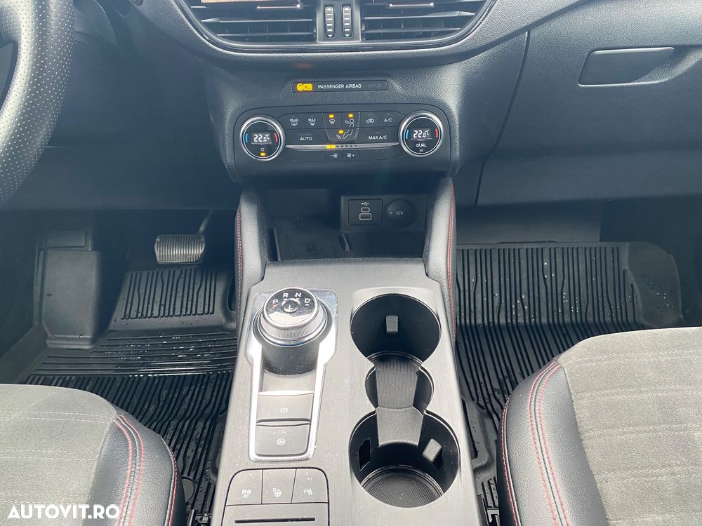 Ford Kuga 2.5 Duratec FHEV ST-LINE X - 17