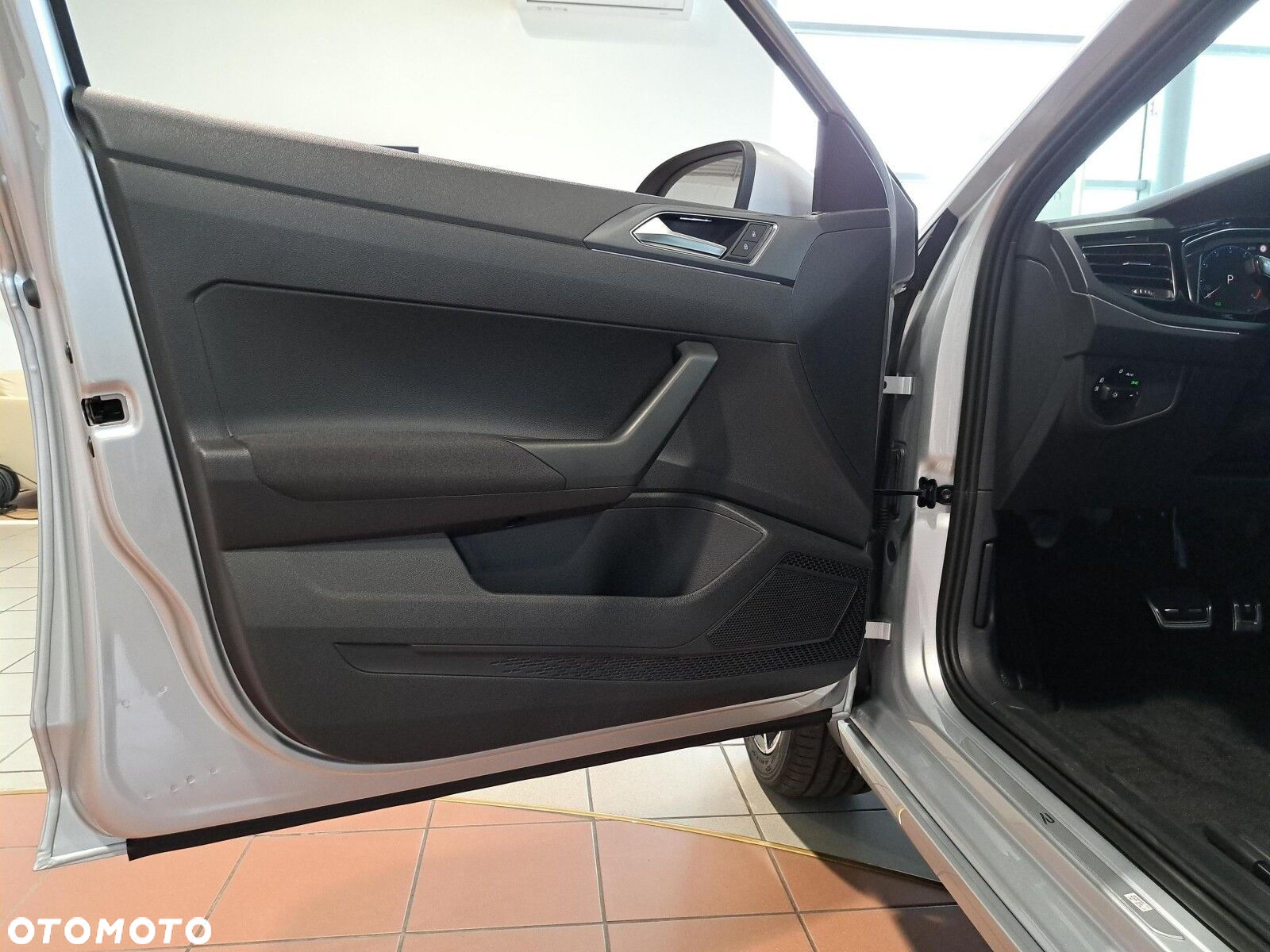 Volkswagen Taigo 1.5 TSI ACT R-Line Plus DSG - 10