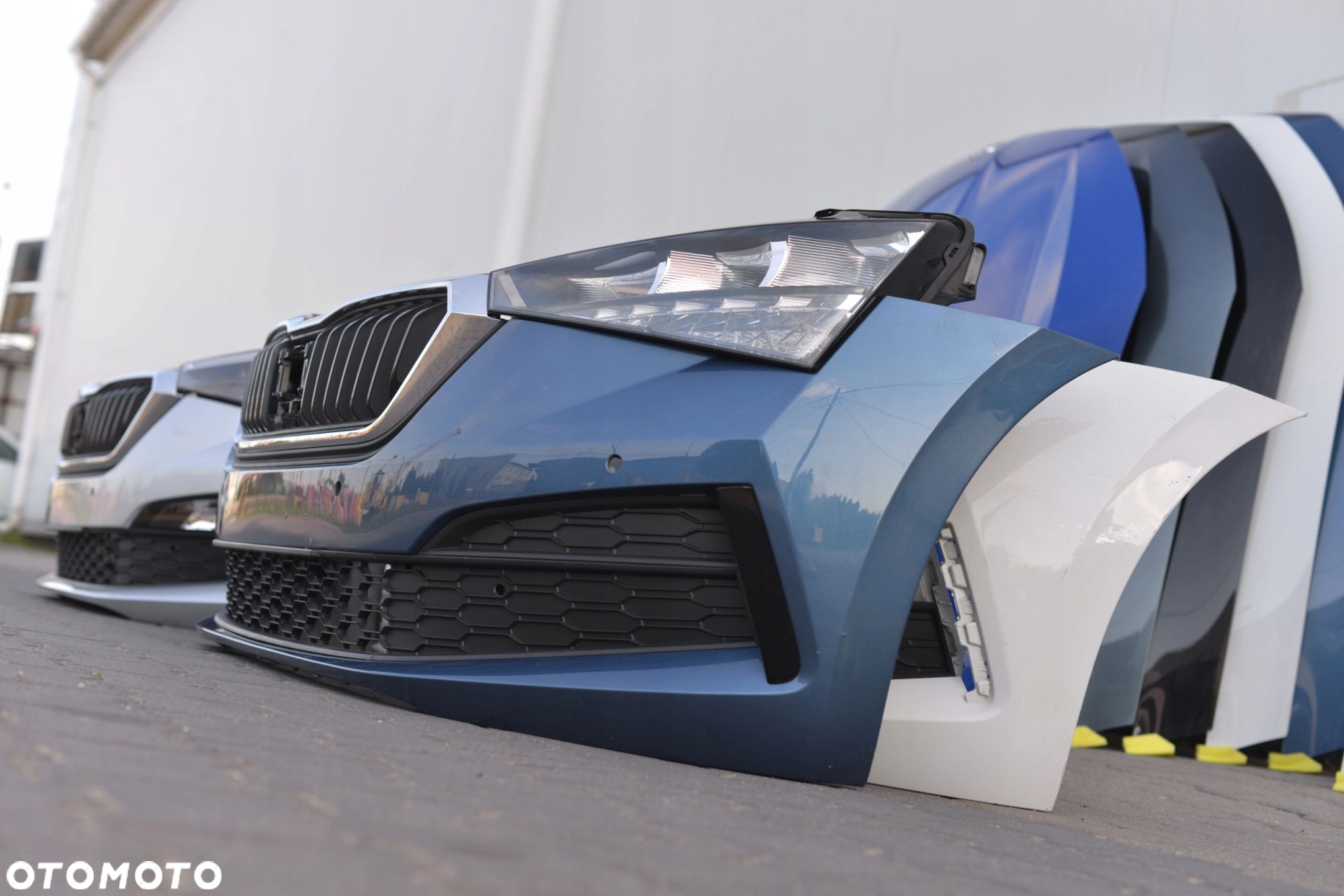 MASKA ZDERZAK GRILL BŁOTNIK LAMPA H7 XENON LED PAS BELKA SKODA SCALA - 10