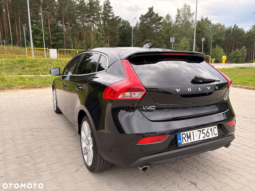 Volvo V40 D4 Summum - 4