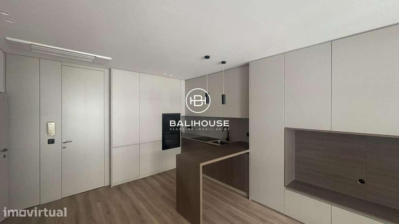 APARTAMENTO T0 - Grande imagem: 2/12