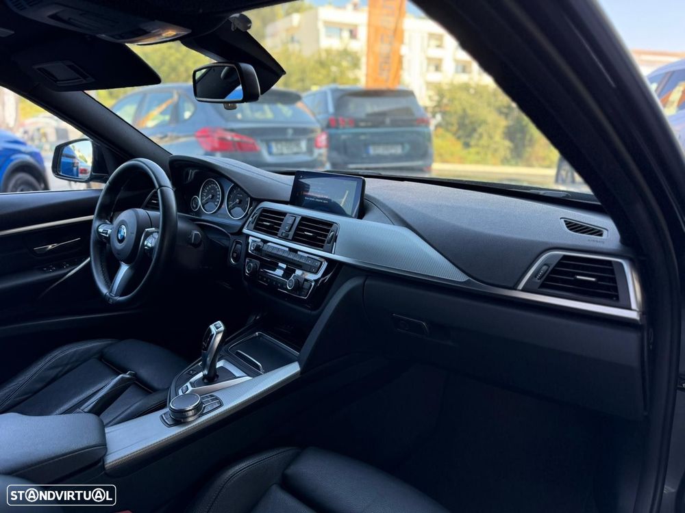 BMW 330 - 18
