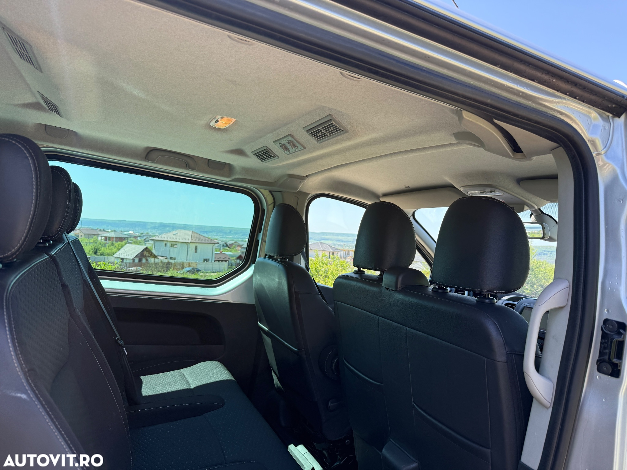 Opel Vivaro 1.6 D L2H1 S&S Tourer - 8