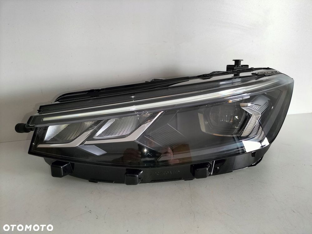 lampa przednia reflektor lewa vw passat b9 24- full led - 2