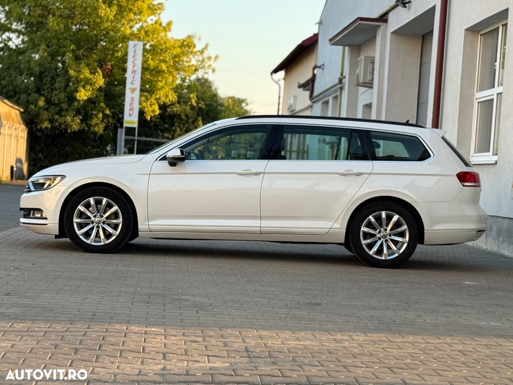 Volkswagen Passat Variant 1.6 TDI SCR DSG Comfortline - 22