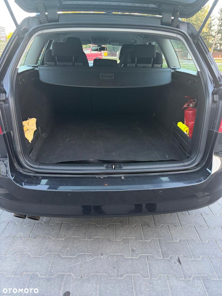 Volkswagen Passat 2.0 TDI Comfortline - 18