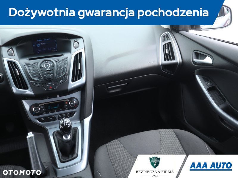 Ford Focus - 10