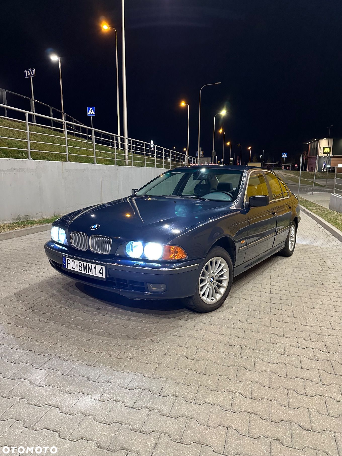 BMW Seria 5 523i - 1