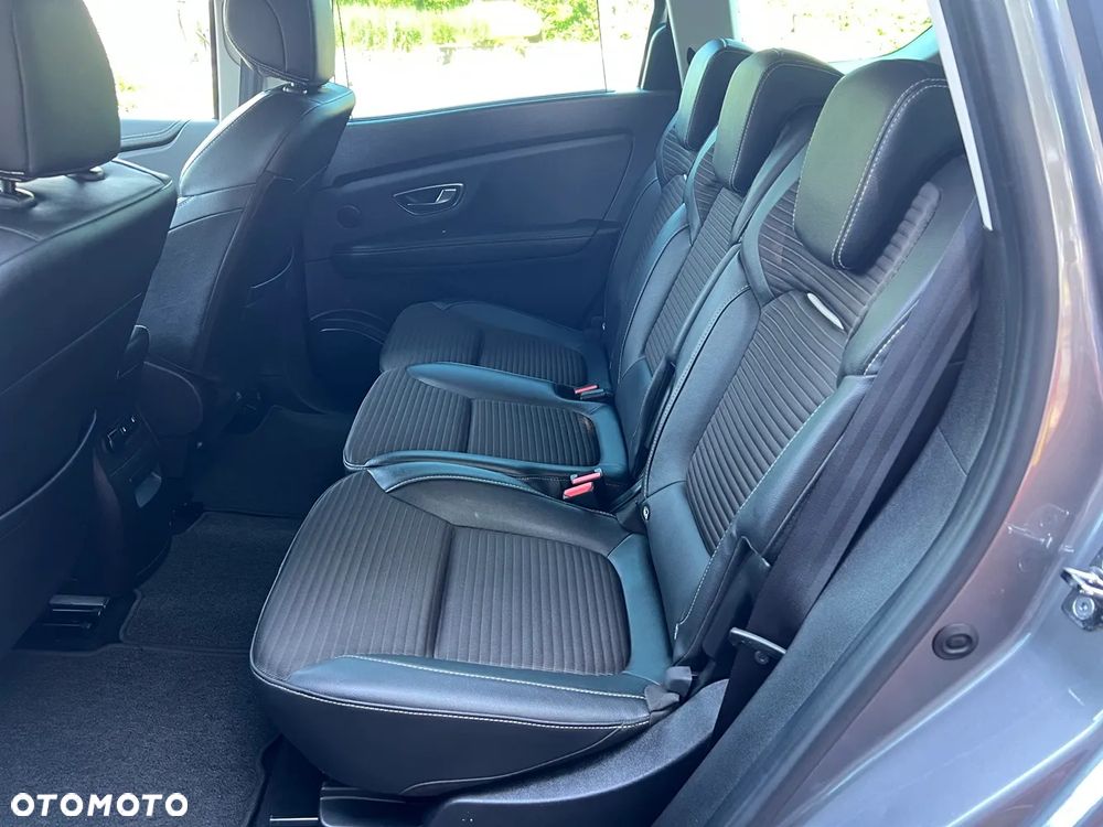 Renault Grand Scenic Gr 1.3 TCe FAP Intens - 28
