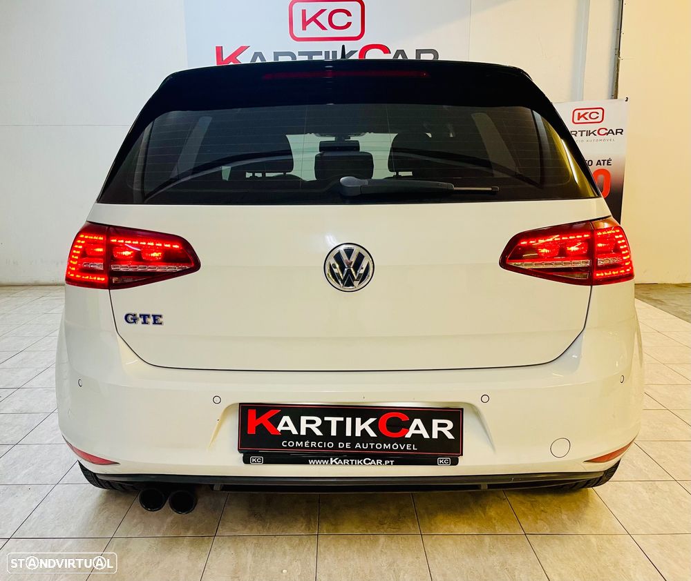 VW Golf 1.4 GTE Plug-In-Hybrid DSG - 11