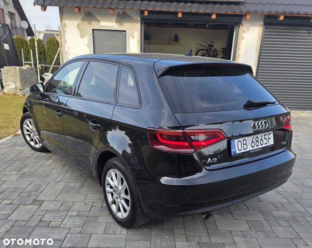 Audi A3 Sportback - 4