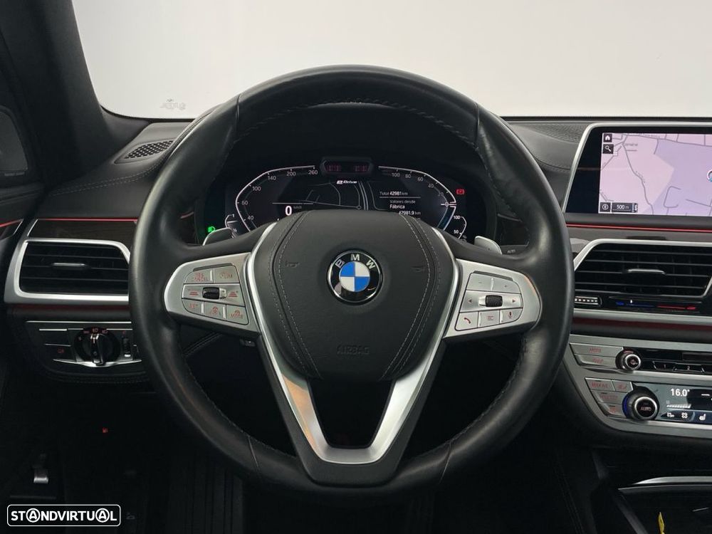 BMW 745 e iPerformance Pack M Auto - 14