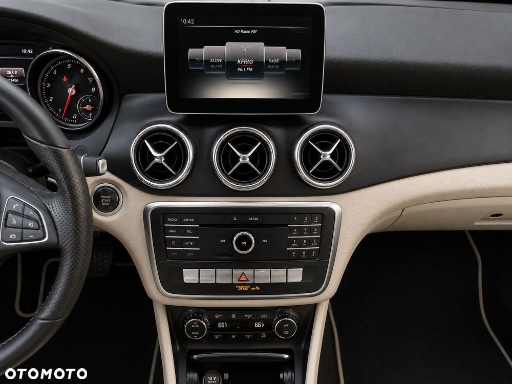 Mercedes-Benz CLA 250 4-Matic AMG Line - 20