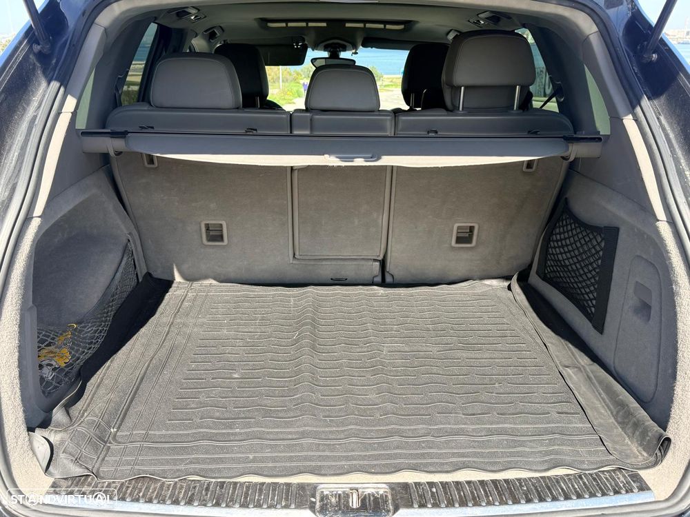 Porsche Cayenne - 20