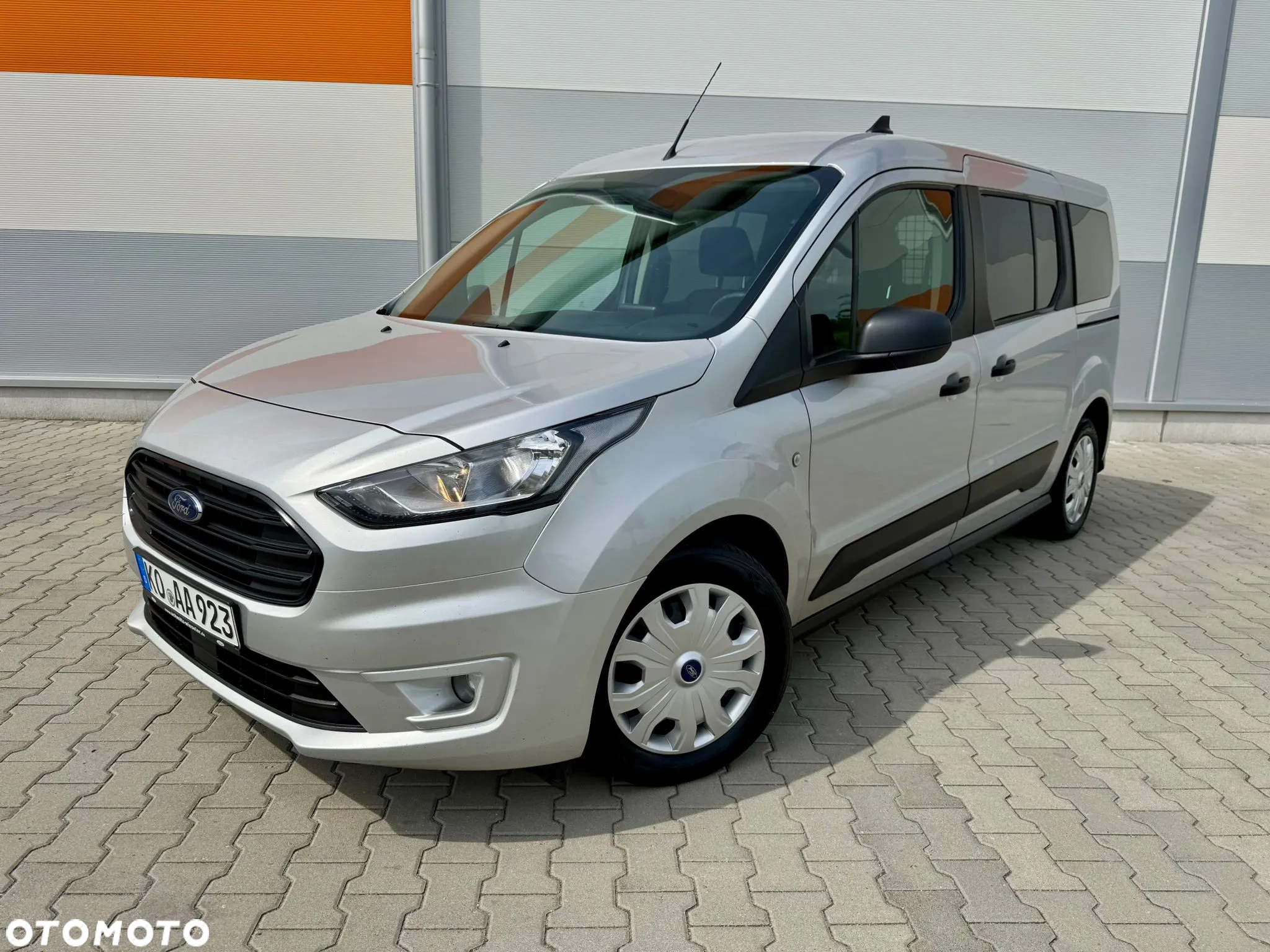 Ford Transit Connect - 10