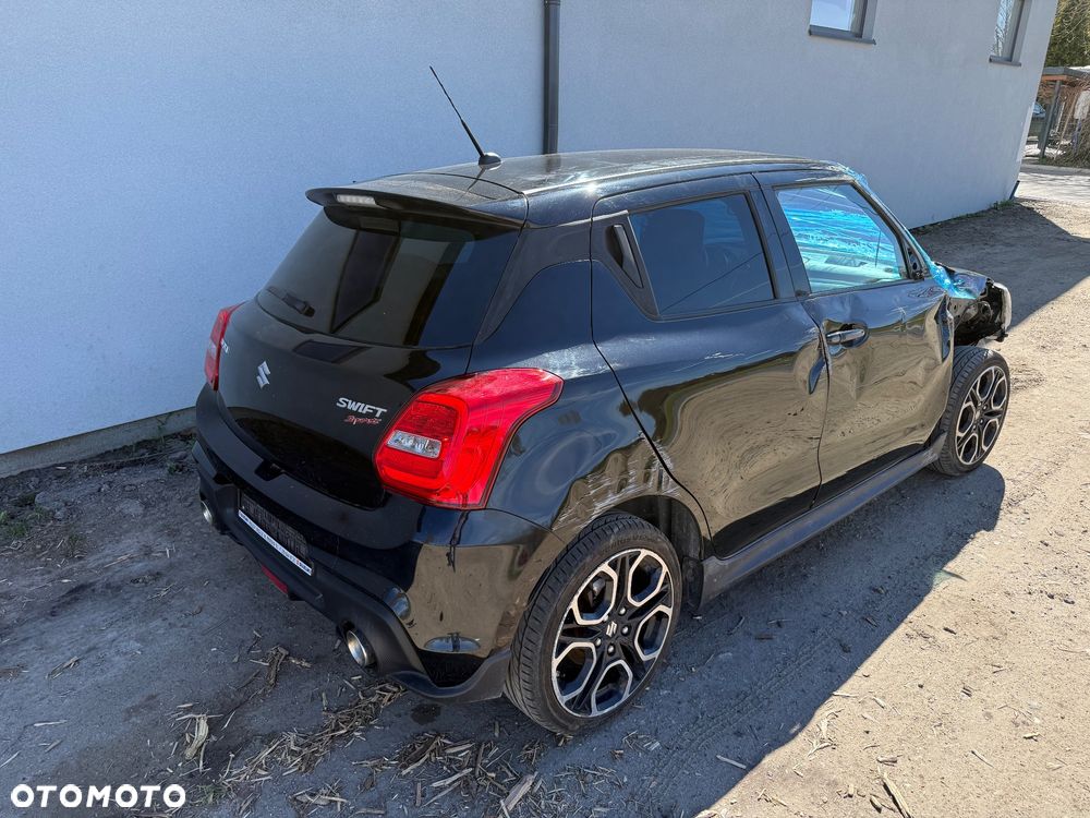 Suzuki Swift - 3