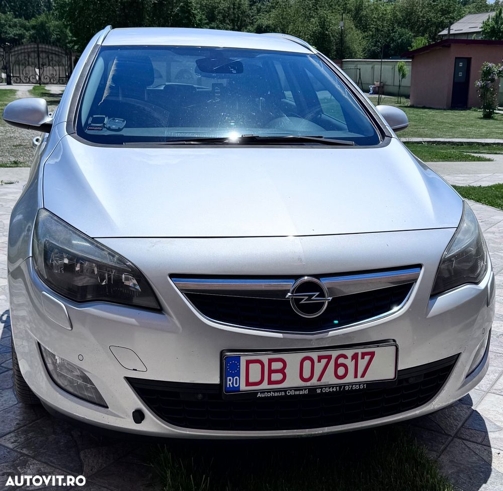 Opel Astra 2.0 CDTI ECOFLEX Start/Stop Exklusiv - 1