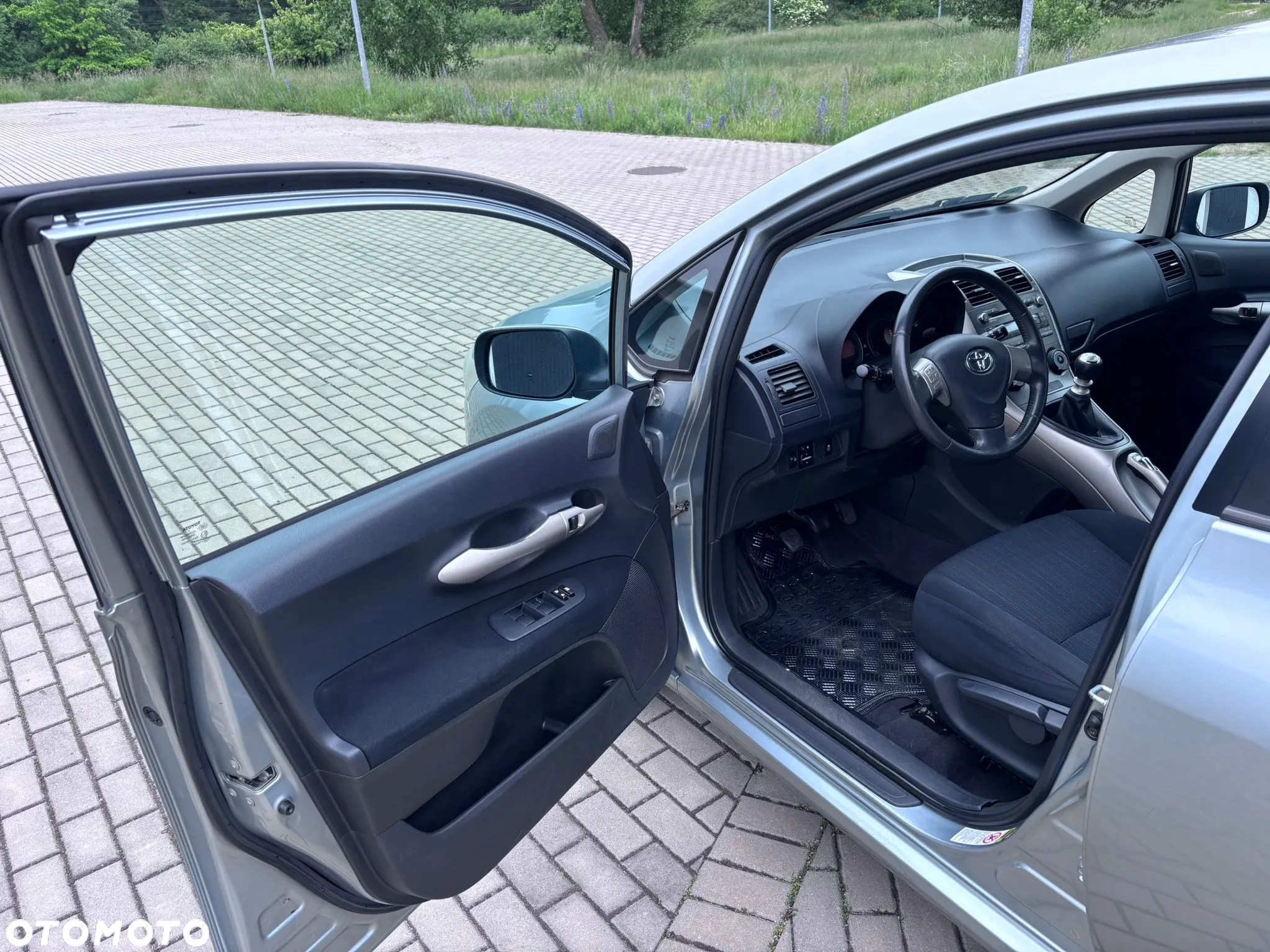 Toyota Auris - 8
