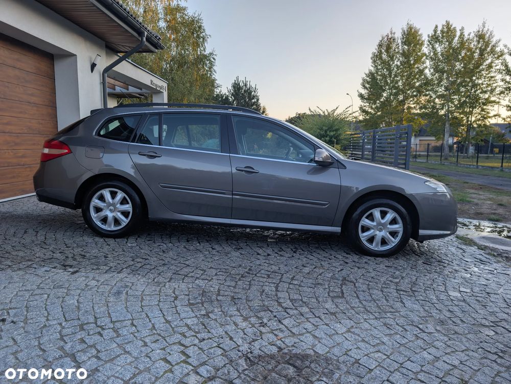 Renault Laguna 2.0 DCi SL Tech Run - 3