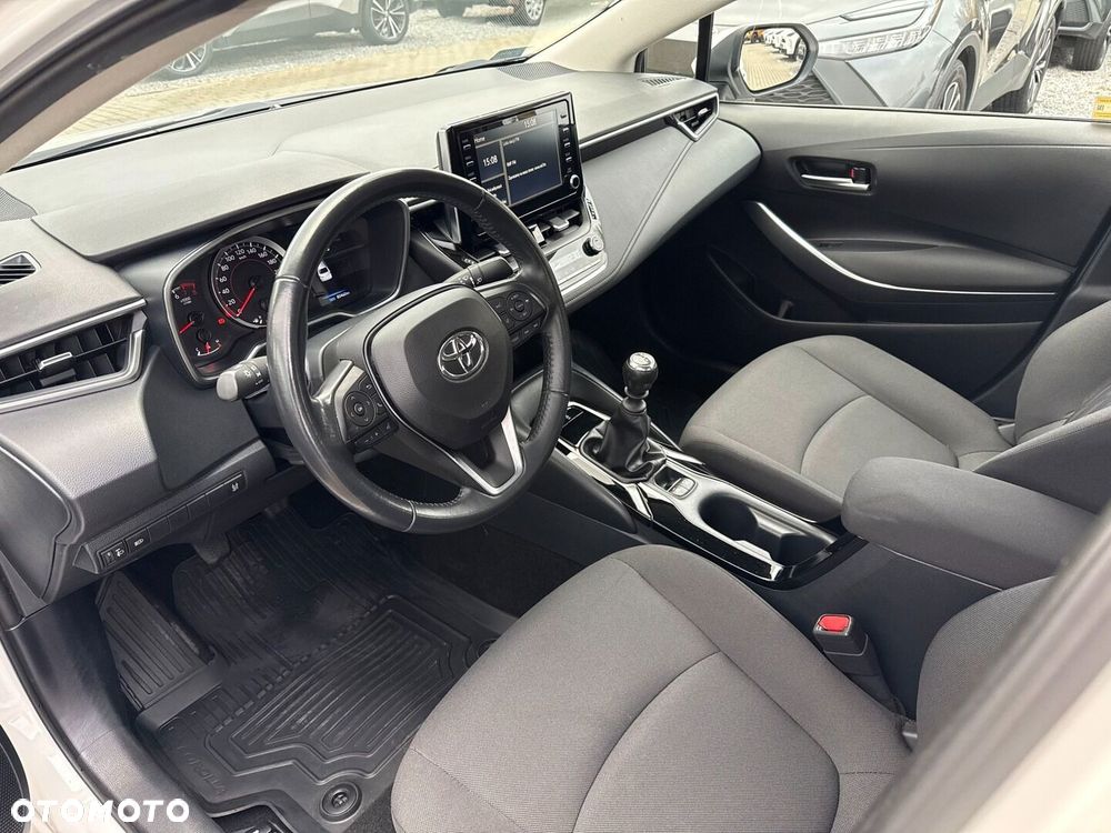 Toyota Corolla - 9