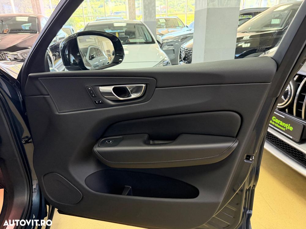 Volvo XC 60 T6 AWD Recharge Geartronic Inscription - 18