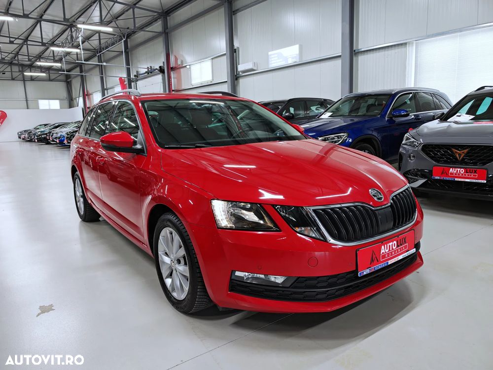 Skoda Octavia 1.6 TDI DSG Style - 3