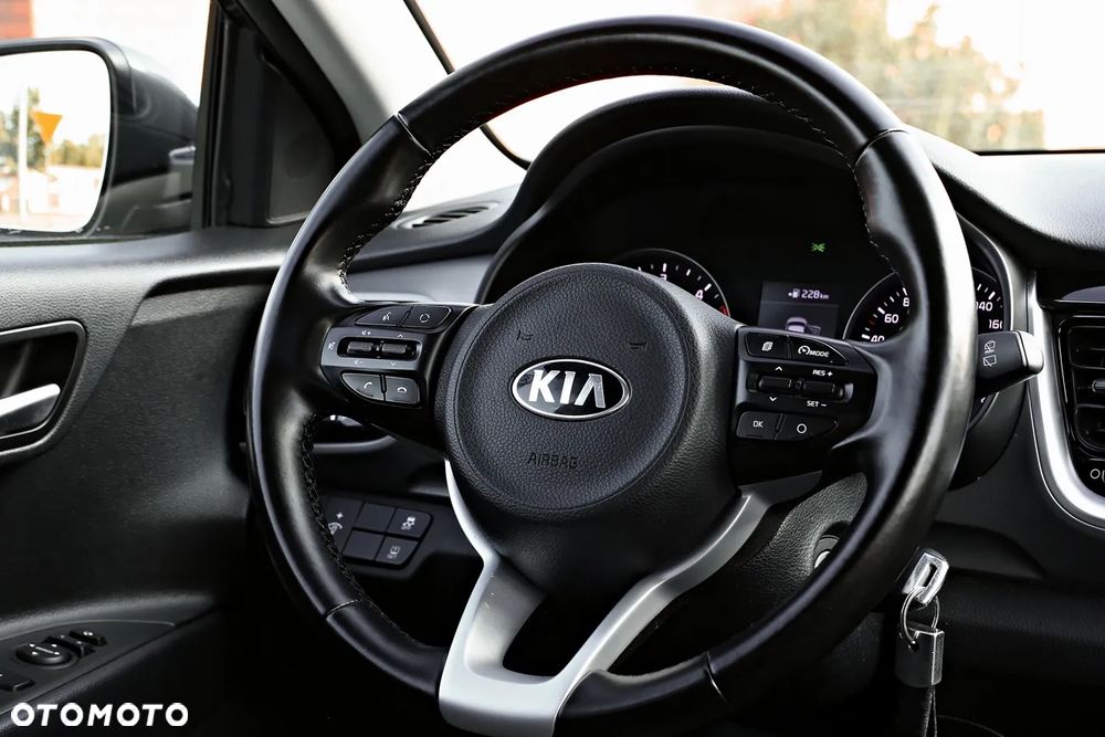 Kia Stonic - 24