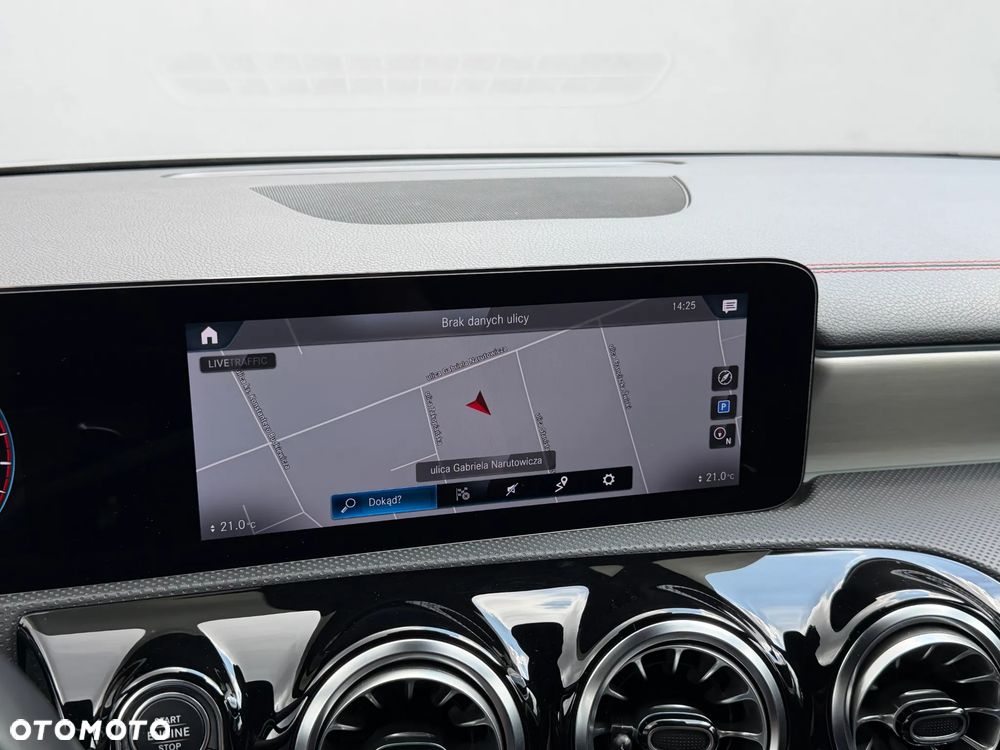 Mercedes-Benz CLA 200 AMG Line 7G-DCT - 16