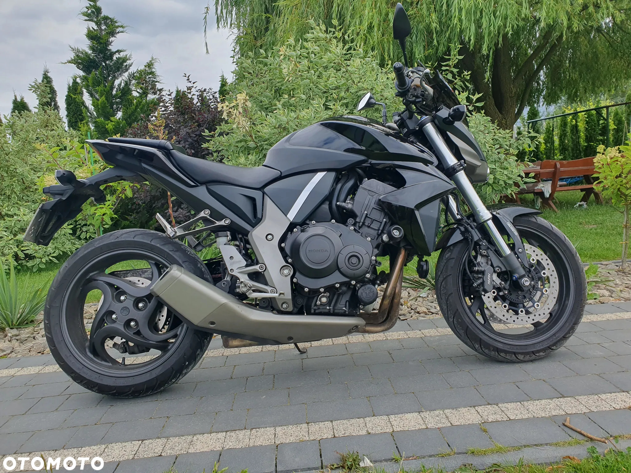 Honda CB - 4