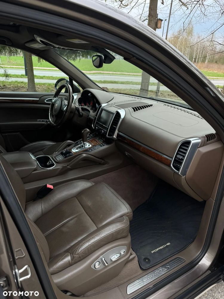 Porsche Cayenne S Tiptronic S - 28