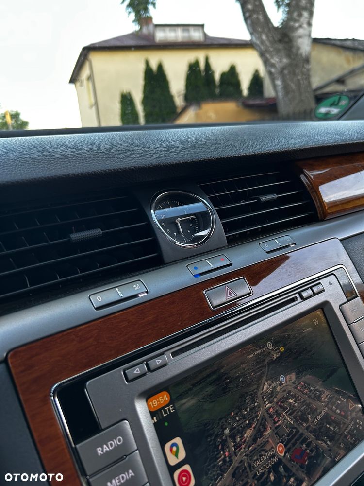 Volkswagen Phaeton 4.2 V8 4MOTION Automatik (5 Sitzer) Edition 6 - 17