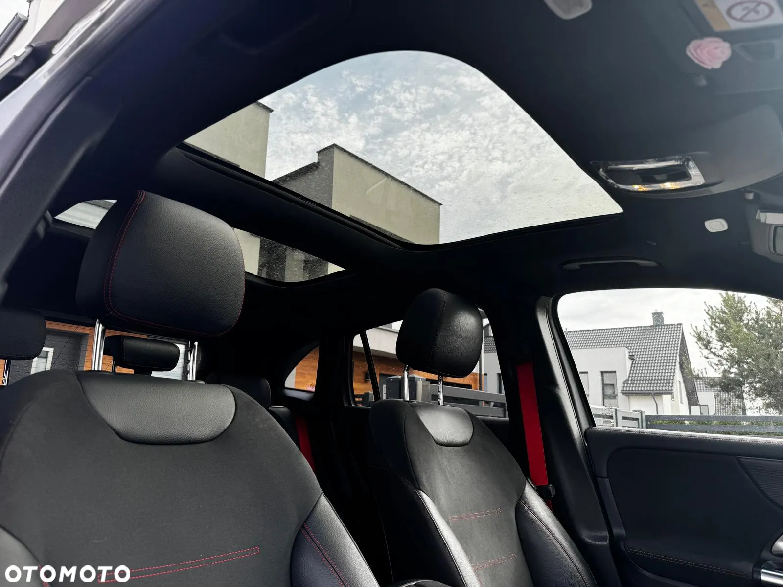 Mercedes-Benz GLA AMG 45 S 4-Matic+ - 6