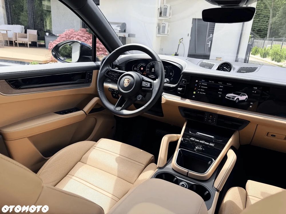 Porsche Cayenne Standard - 9