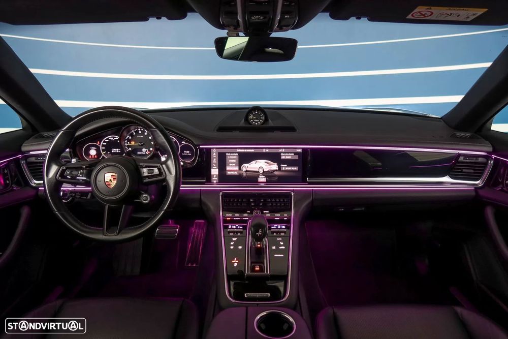 Porsche Panamera 4 E-Hybrid - 6