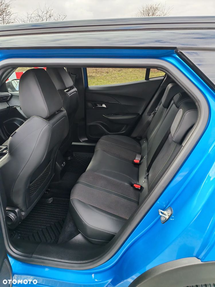 Peugeot 2008 - 8