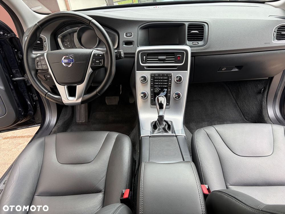 Volvo V60 - 10