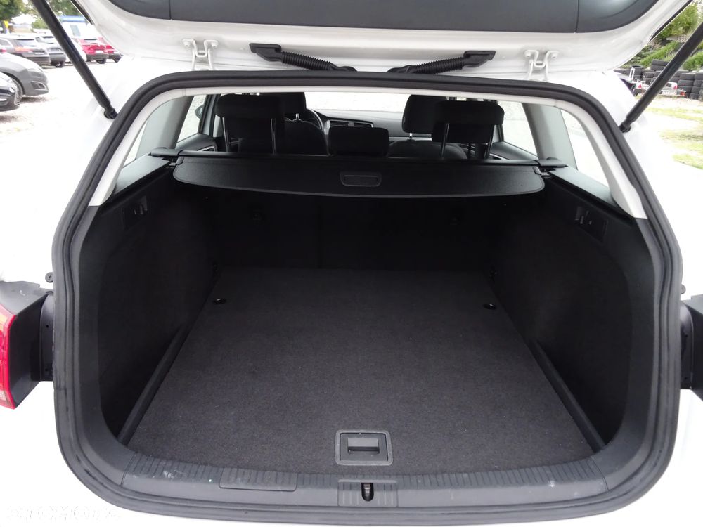 Volkswagen Golf 1.2 TSI BlueMotion Technology Trendline - 20