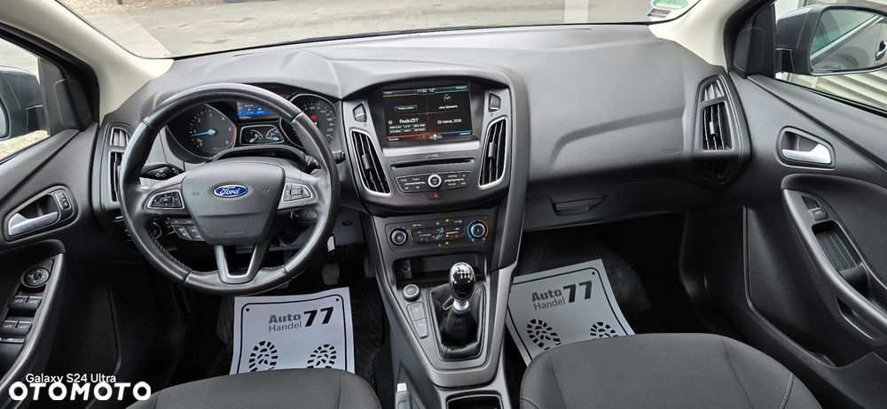 Ford Focus 1.5 TDCi Trend - 6