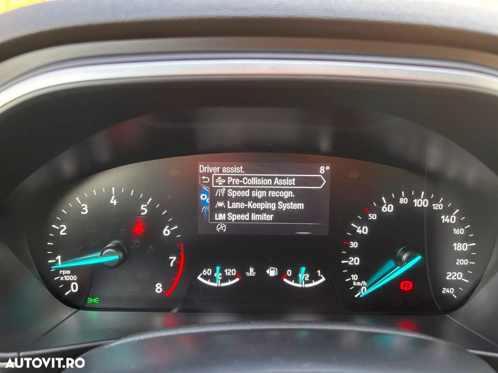 Ford Focus 1.0 EcoBoost MHEV Titanium - 19